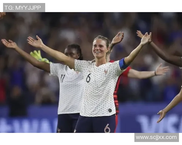 法国女足球星闪耀绿茵场引领新一代女性力量崛起