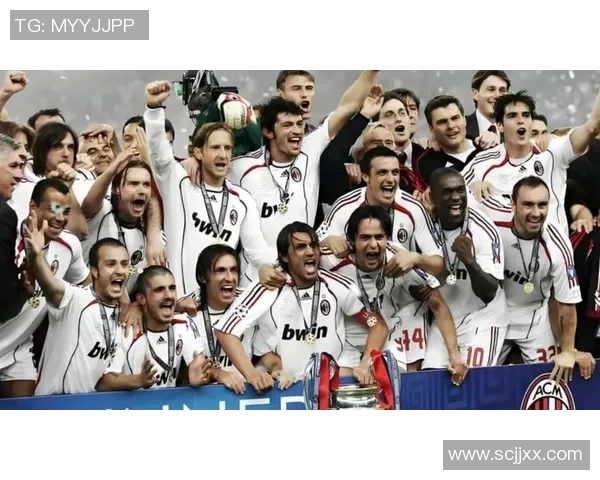 足球巨星赛场含泪瞬间引发球迷无限唏嘘动人心弦场景久久难忘